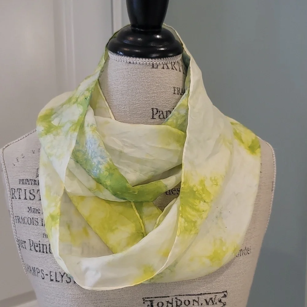 Boston Wool Works 100% Silk Tie-Dye Infinity Scarf Yellow And Green